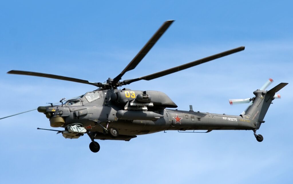 AH-64 Apache vs. Mil Mi-28 Havoc: Which Attack Helicopter Truly Dominates?